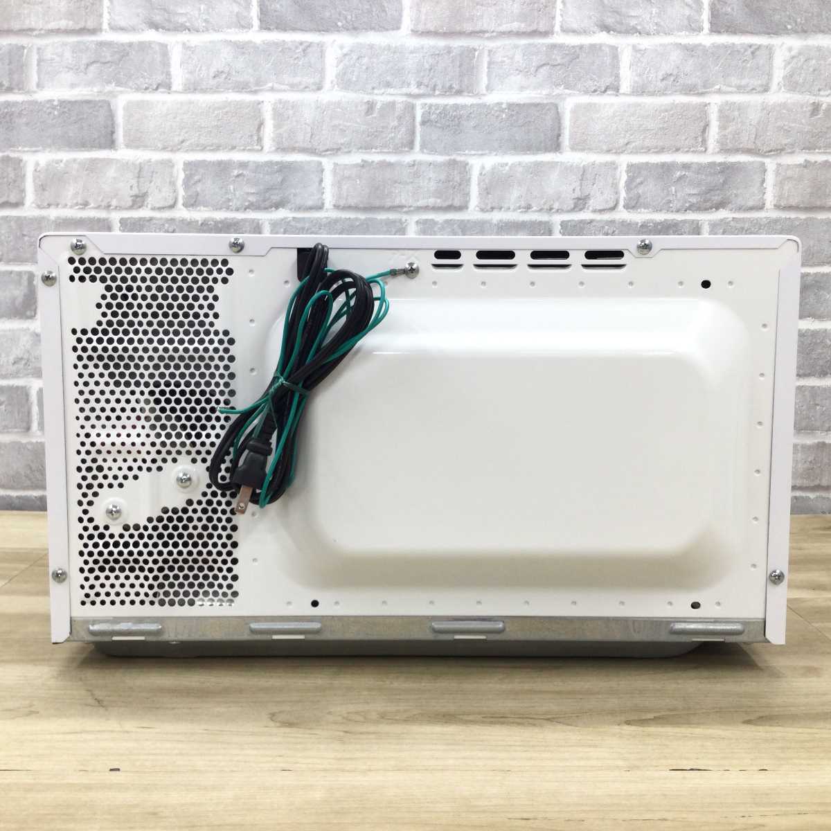 シャープ 電子レンジ 700W 20L 50hz RE-T3-W5-W 2018年製