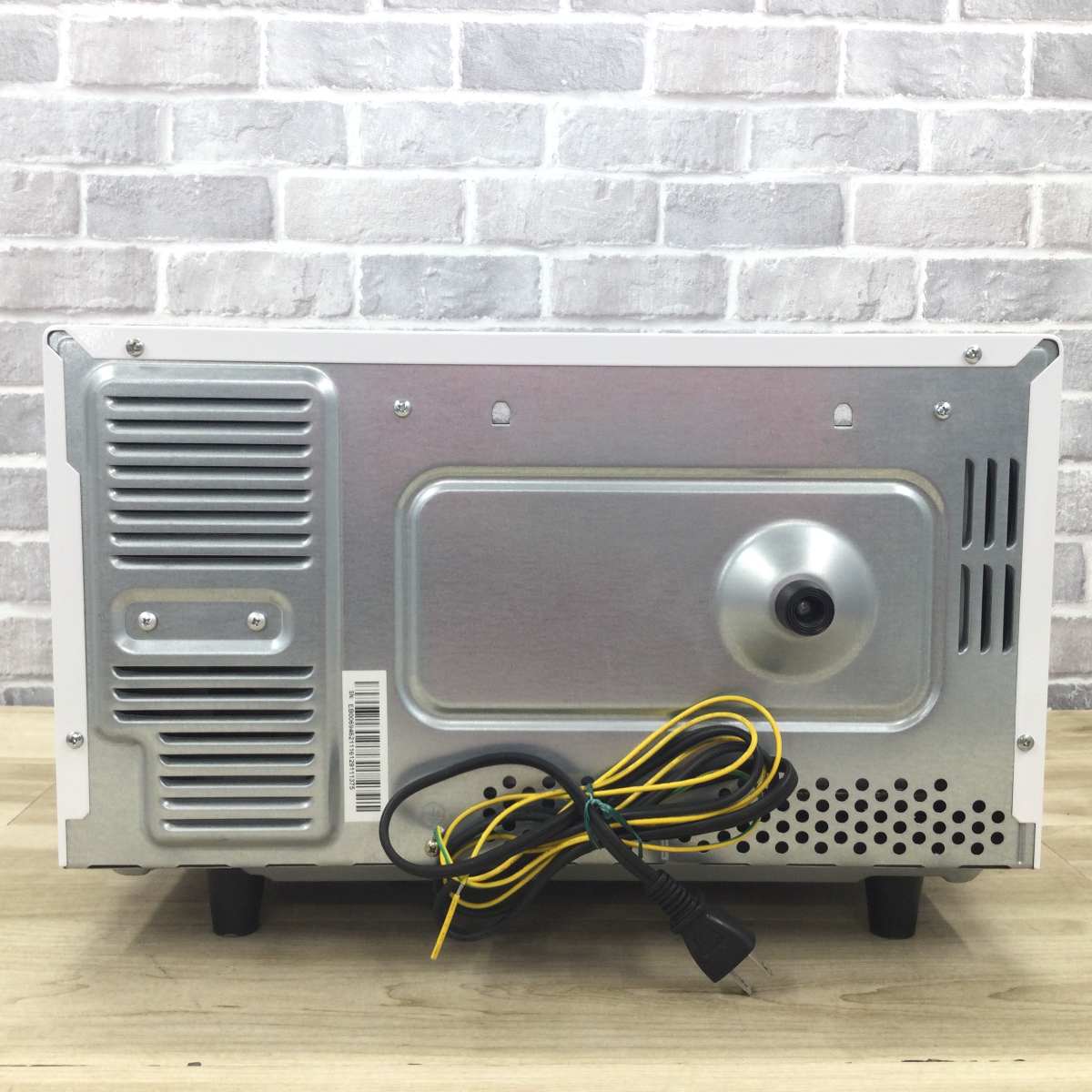 シャープ オーブンレンジ 500W 15L RE-S5D-W 2016年製