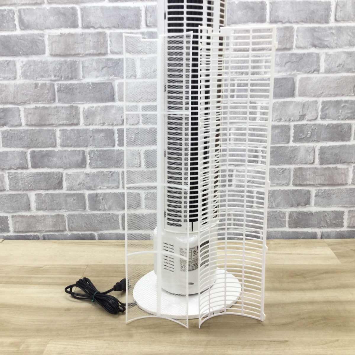 山善 タワーファン【リモコン欠品】 YSS-J805 2017年製