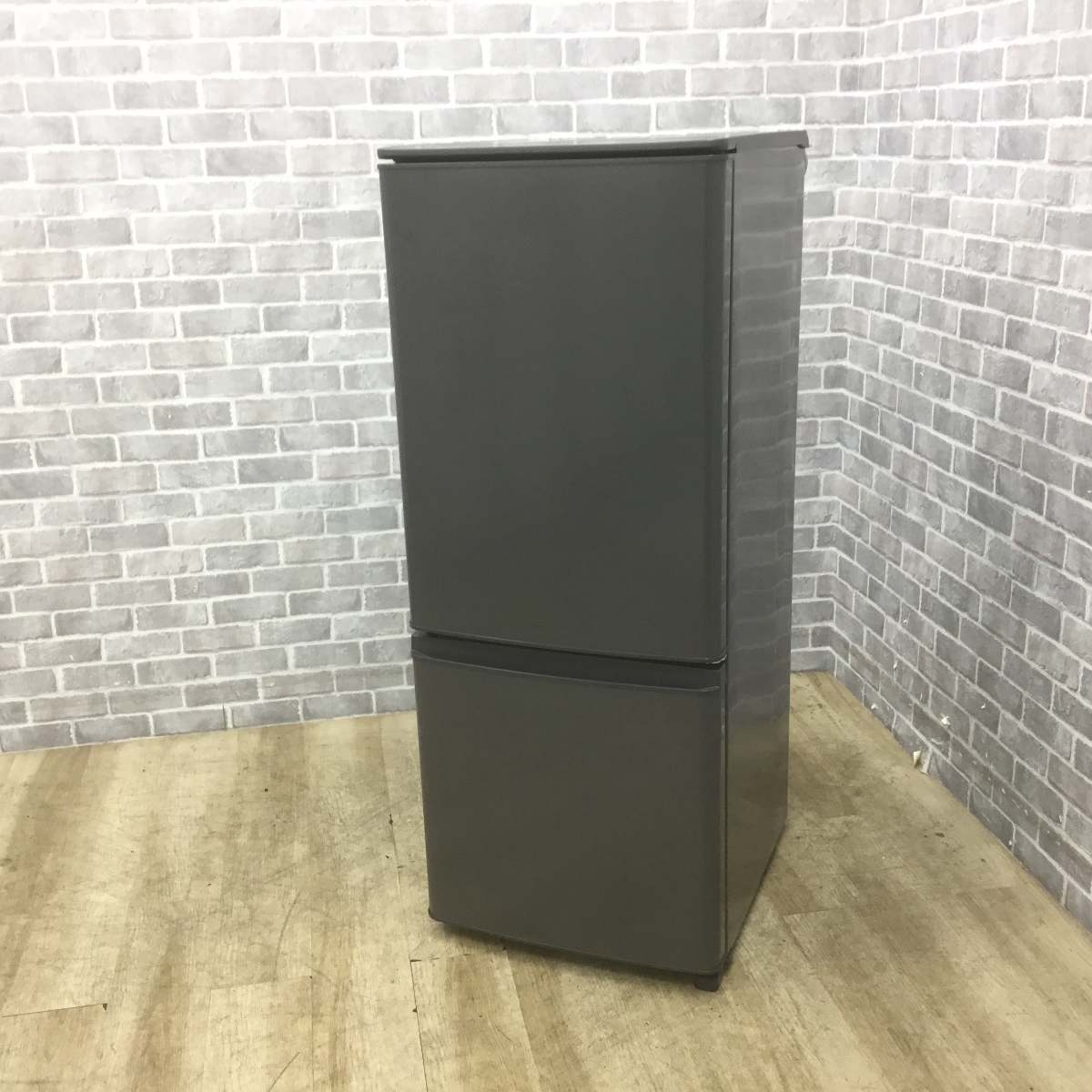 三菱電機 冷蔵庫 2ドア 146L 右開き MR-P15J-H 2024年製