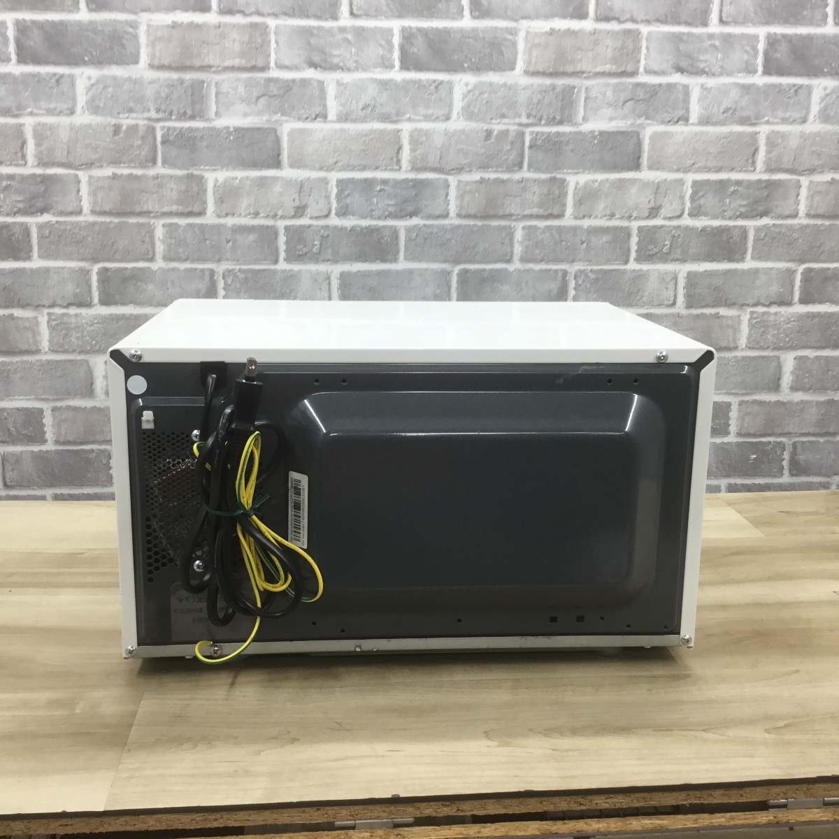 シャープ 電子レンジ 520W 18L ヘルツフリー RE-TM18-W 2020年製