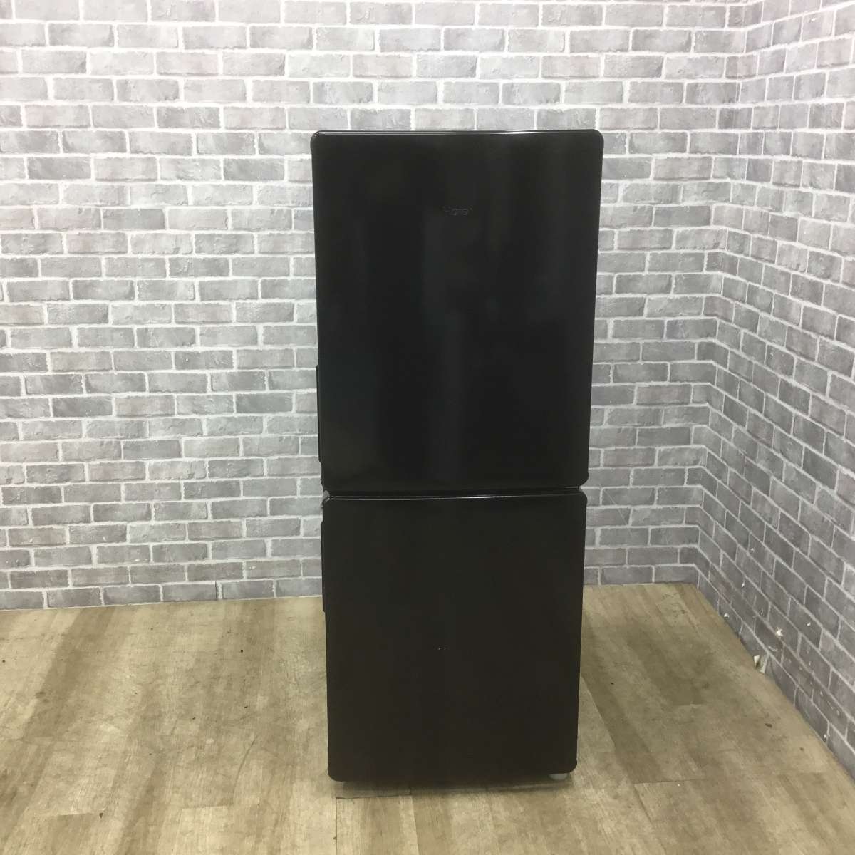 ハイアール 冷蔵庫 2ドア 148L 右開き JR-NF148DK 2023年製