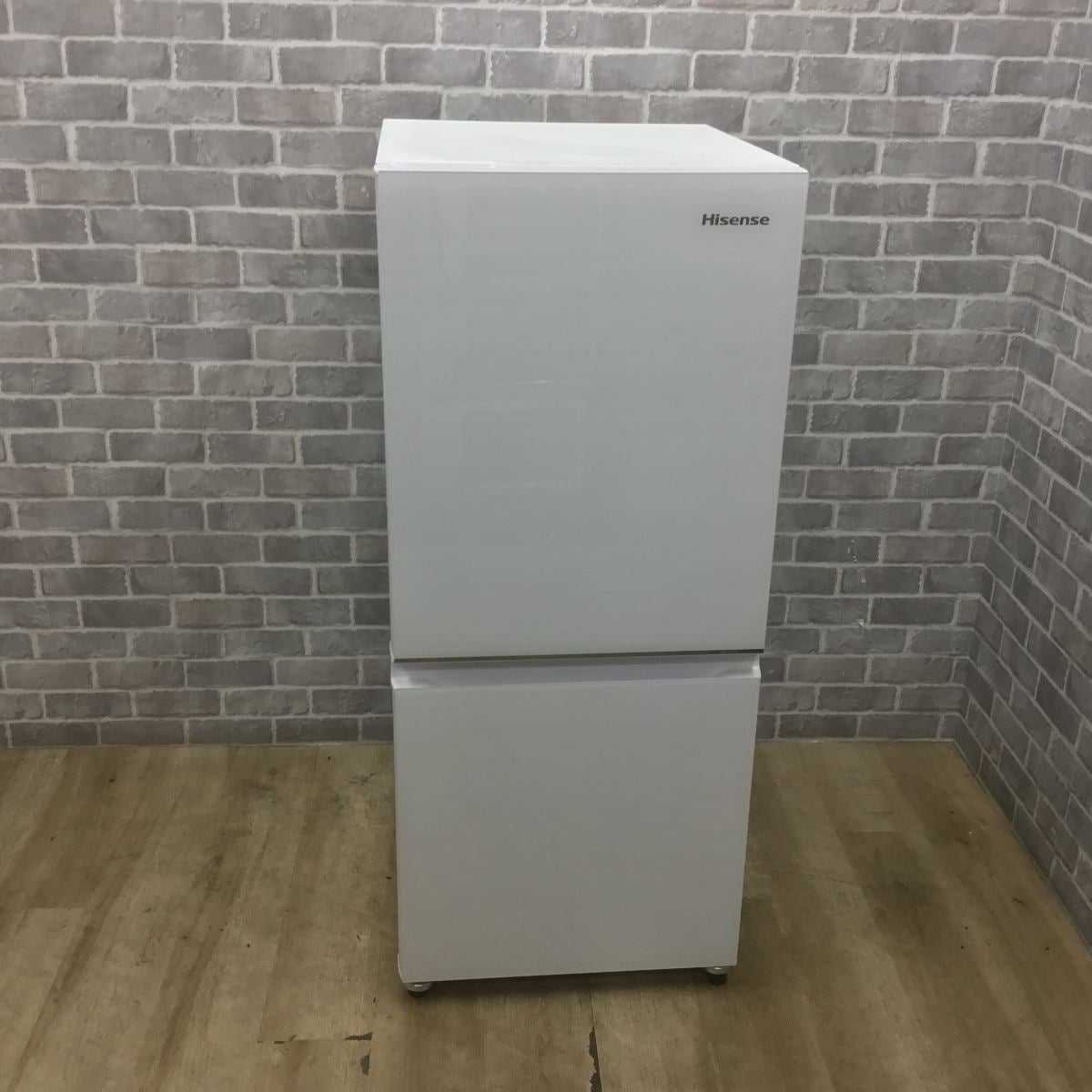 ハイセンス 冷蔵庫 2ドア 135L 右開き HR-G13C-W 2022年製