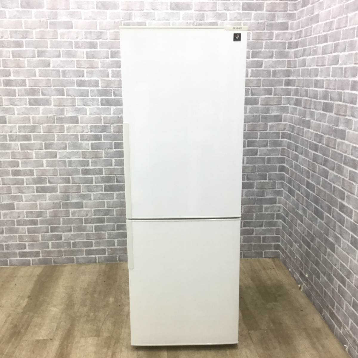 シャープ 冷蔵庫 2ドア 271L 右開き SJ-PD27C-W 2017年製
