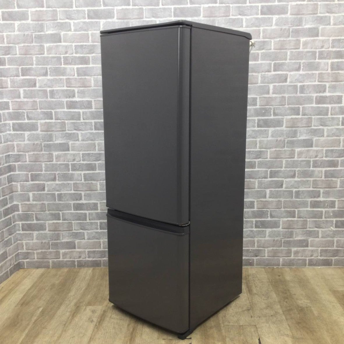 三菱電機 冷蔵庫 2ドア 168L 右開き MR-P17G-H 2022年製
