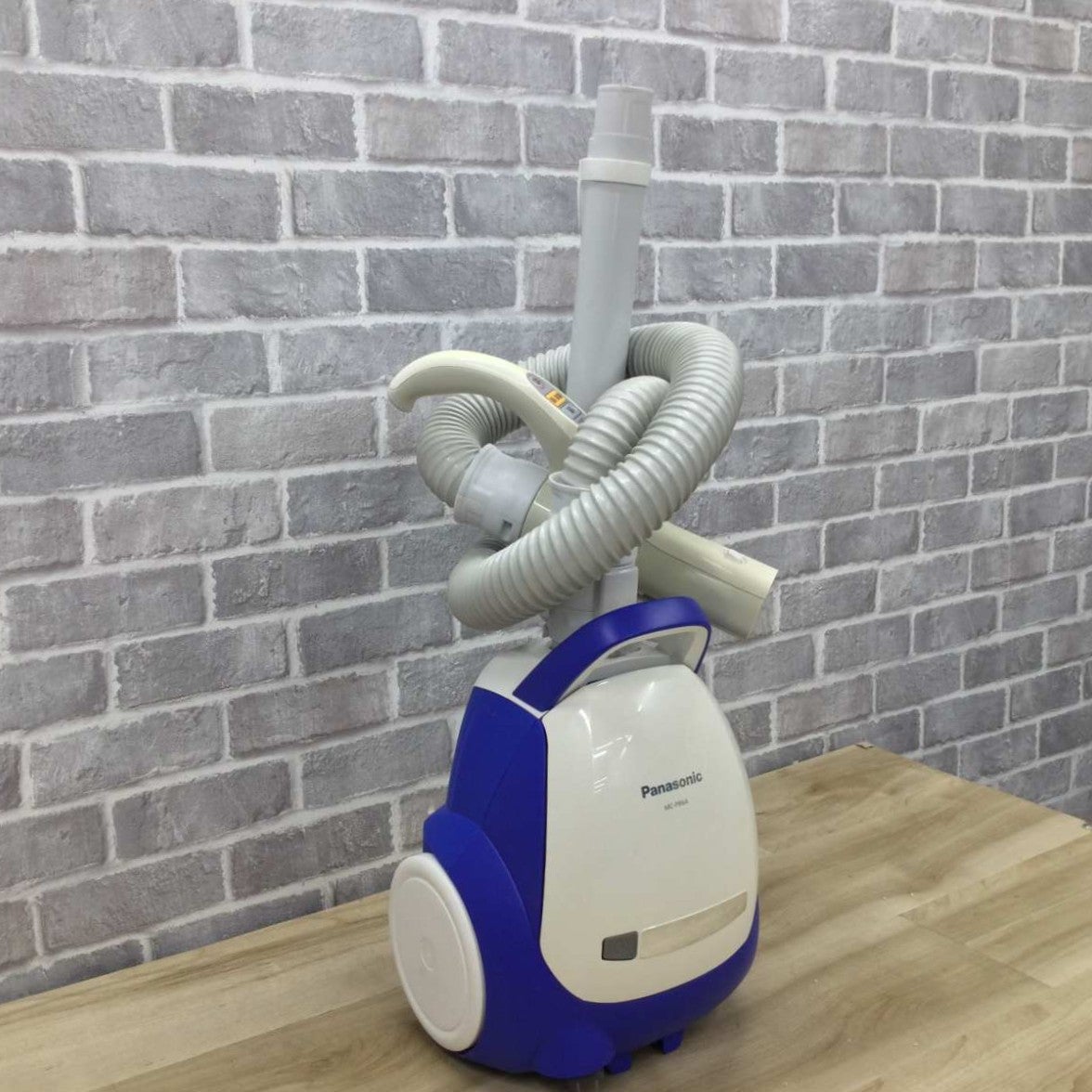 東芝 掃除機 紙パック式 470W VC-D50K-L 2018年製