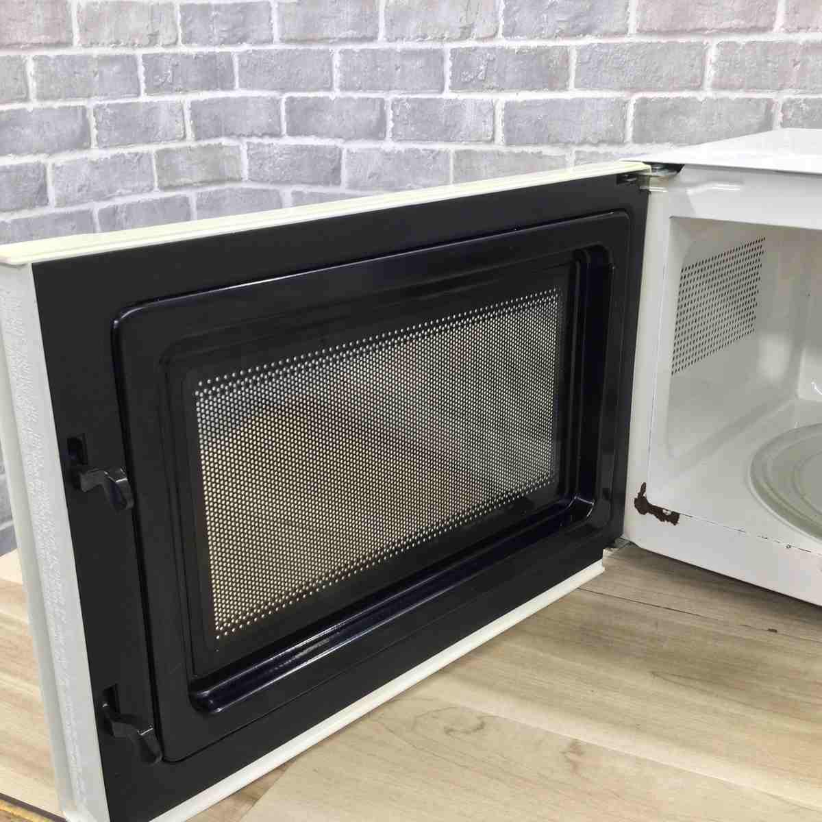 ツインバード 電子レンジ 700W 17L 50hz 東日本専用 DR-D219 2015年製