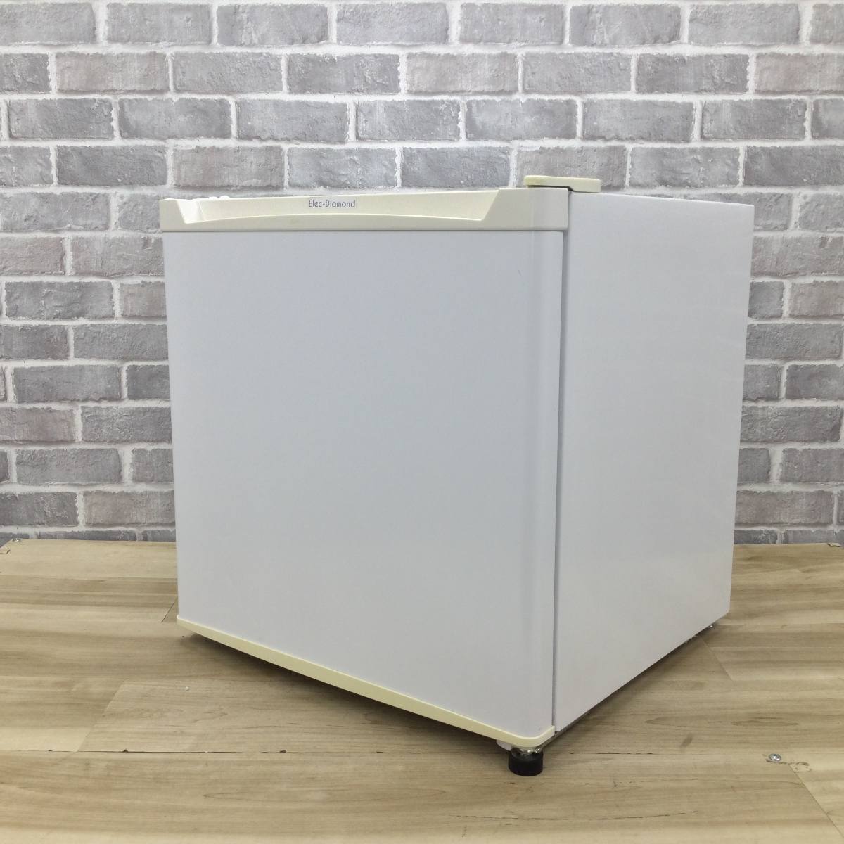 A-Stage 冷蔵庫 1ドア 46L 右開き TQM-0146-WH 2018年製