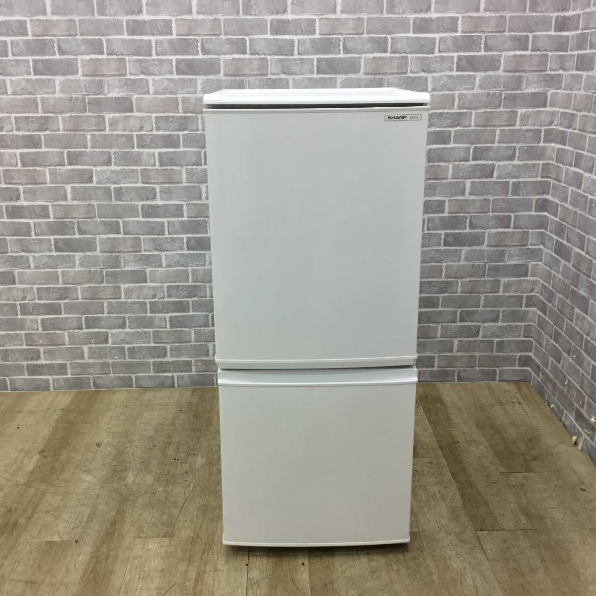 シャープ 冷蔵庫 2ドア 137L どっちもドア SJ-914-W 2015年製