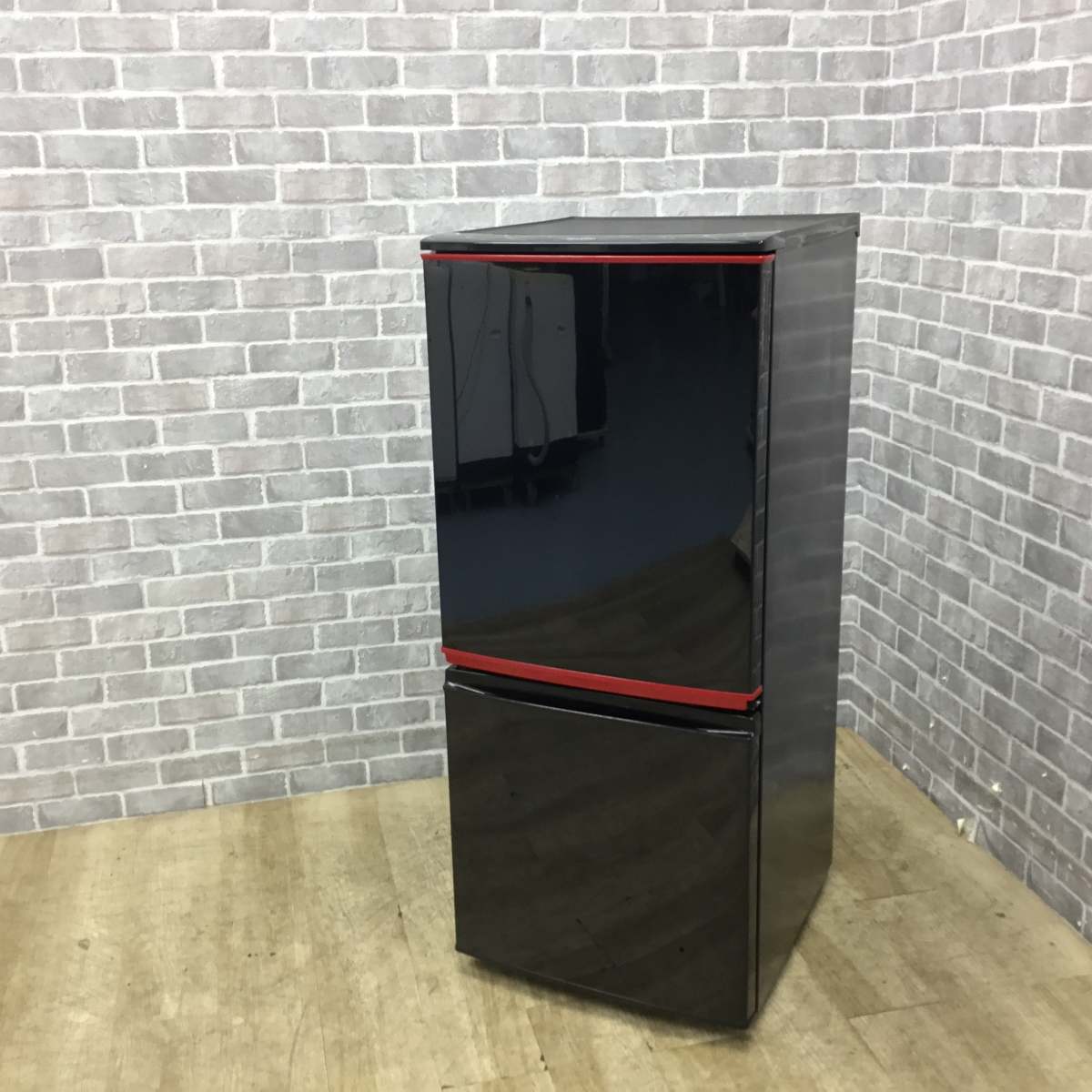 シャープ 冷蔵庫 2ドア 137L どっちもドア SJ-BK14Y-B 2014年製