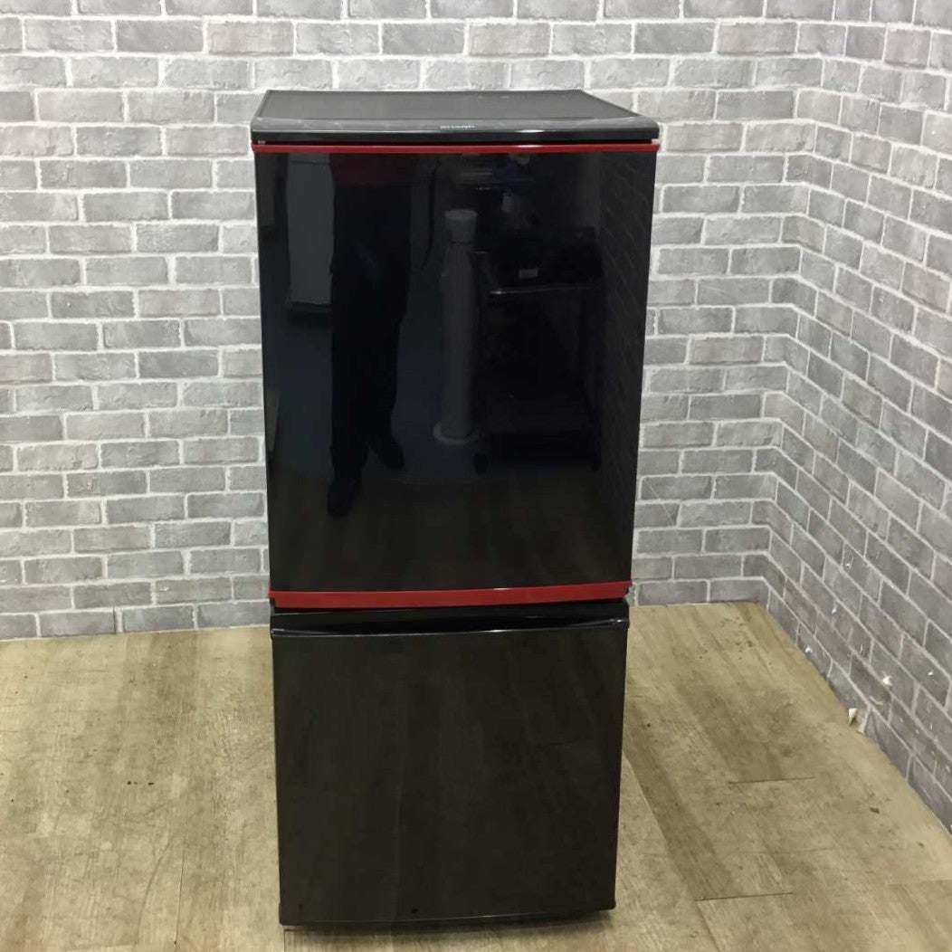 シャープ 冷蔵庫 2ドア 137L どっちもドア SJ-BK14Y-B 2014年製