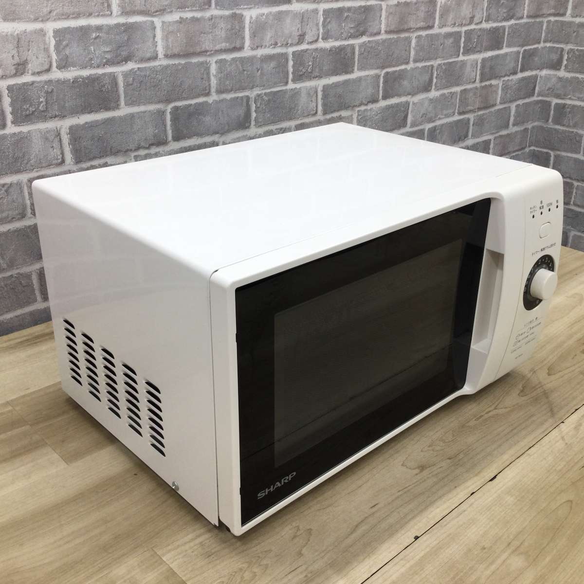 シャープ 電子レンジ 520W 18L ヘルツフリー RE-TM18-W 2020年製