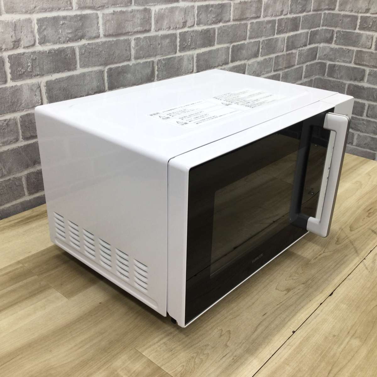 山善 電子レンジ500W18Lヘルツフリーフラット PRW-F180(W) 2022年製