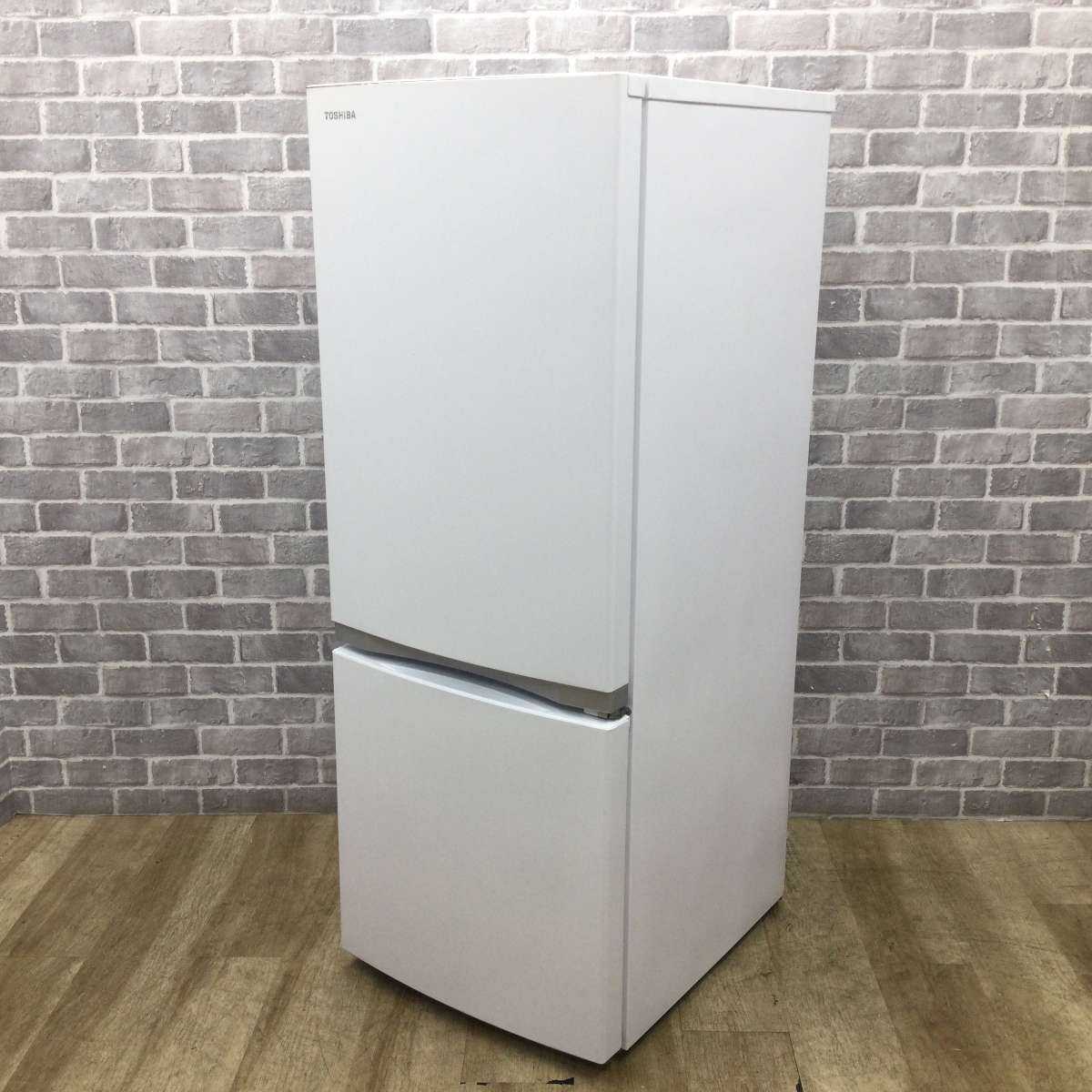 東芝 冷蔵庫 2ドア 153L 右開き GR-R15BS(W) 2019年製 | リユース家電Happy 東芝 冷蔵庫 2ドア 153L 右開き GR-R15BS(W) 2019年製 | リユース家電Happy