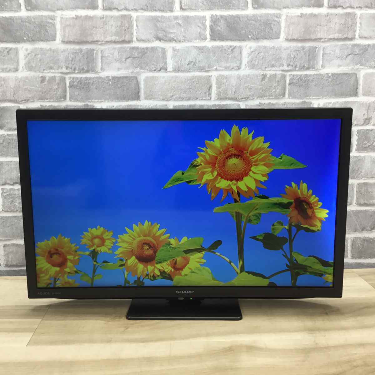 シャープ 液晶テレビ 24インチAQUOS 2T-C24DE 2021年製 | リユース家電 シャープ 液晶テレビ 24インチAQUOS 2T-C24DE 2021年製 | リユース家電