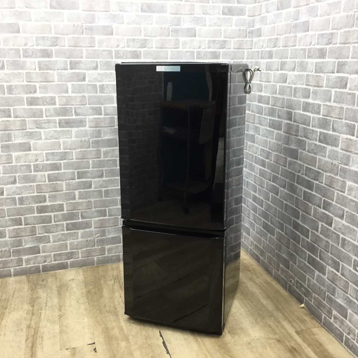 三菱電機 冷蔵庫 2ドア 146L 右開き MR-P15Z-B1 2016年製 | リユース 三菱電機 冷蔵庫 2ドア 146L 右開き MR-P15Z-B1 2016年製 | リユース
