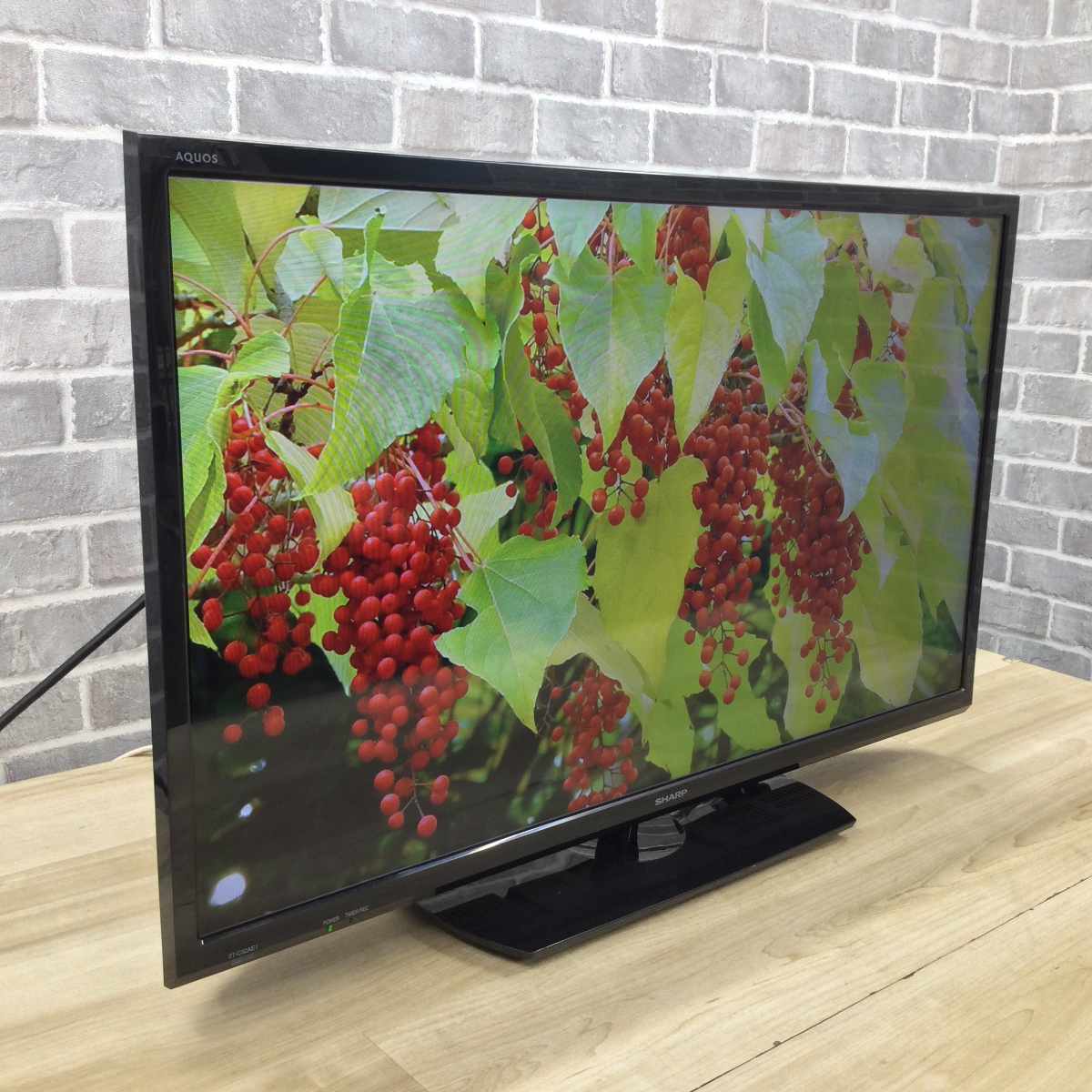 シャープ　 液晶テレビ　液晶テレビ本体　2T-C32AE1 2020年製 シャープ 液晶テレビ 32インチ 2T-C32AE1 2020年製 | リユース家電Happy