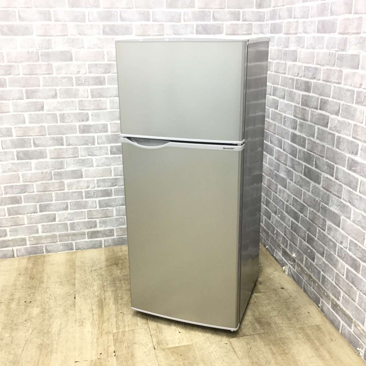 シャープ 冷蔵庫 2ドア 128L 右開き SJ-H13E-S 2019年製 | リユース シャープ 冷蔵庫 2ドア 128L 右開き SJ-H13E-S 2019年製 | リユース