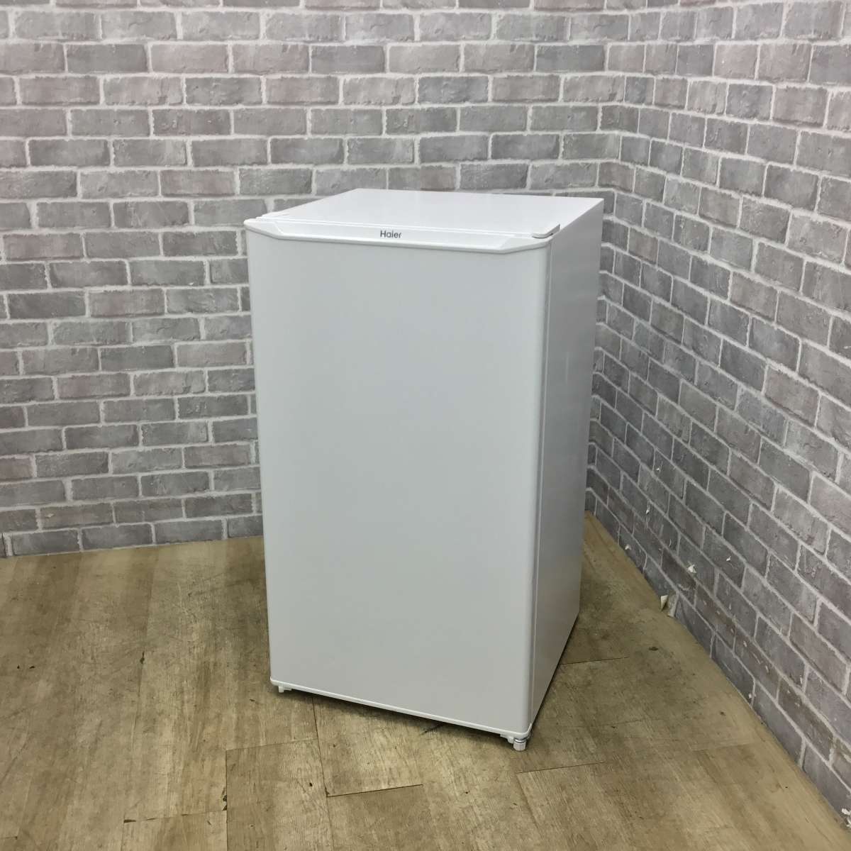 【Hsu Myat Yati／発送方法修正】冷蔵庫 ハイアール 冷蔵庫 1ドア 90L 右開き JR-A9A(W) 2022年製 | リユース