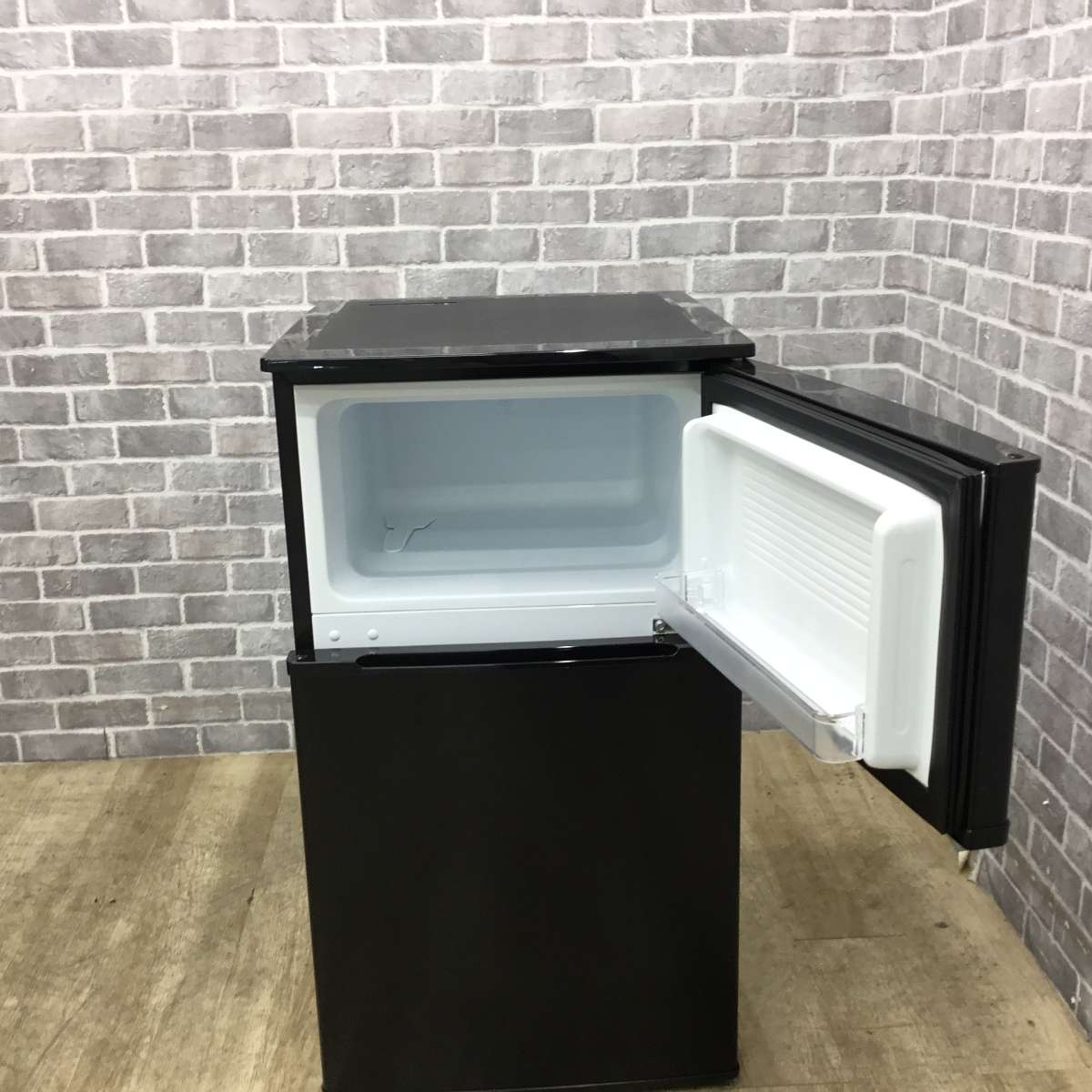 Comfee' 冷蔵庫 2ドア 90L 右開き RCT90BL(E) 2024年製 | リユース家電