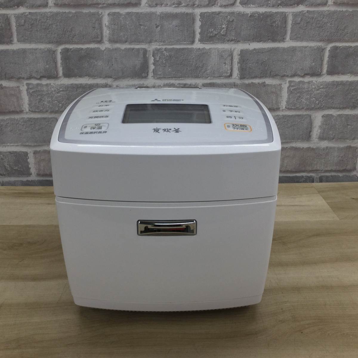 三菱電機 炊飯器 IH式 5.5合炊き NJ-VEA10-W 2020年製 | リユース家電Happy