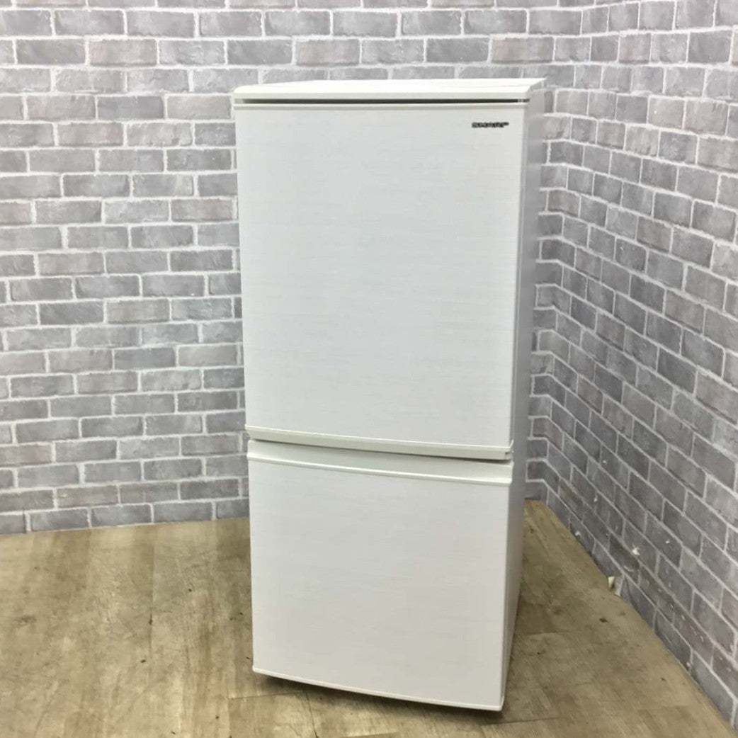 シャープ 冷蔵庫 2ドア 137L どっちもドア SJ-D14E-W 2019年製