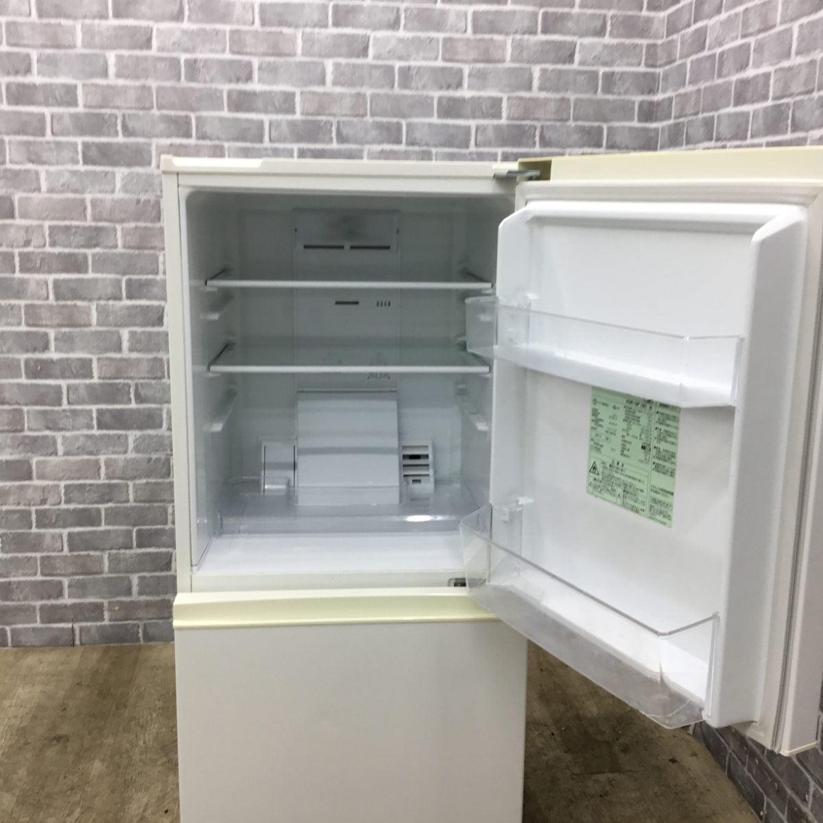 アクア 冷蔵庫 2ドア 157L 右開き AQR-16F(W) 2017年製 | リユース家電