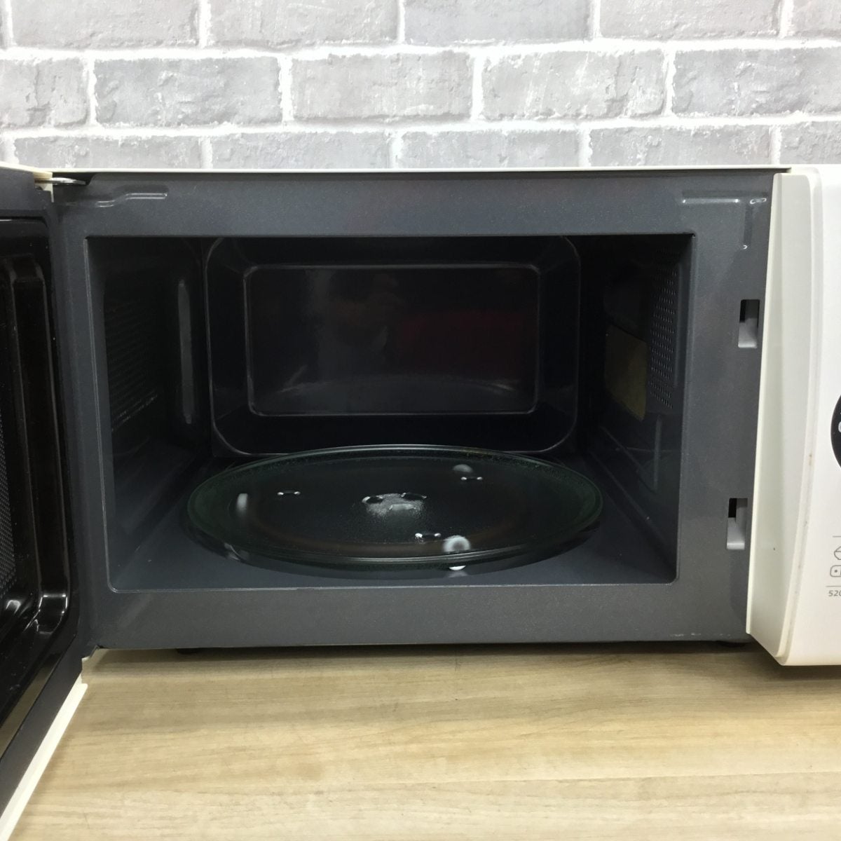 シャープ 電子レンジ 500W 18L ヘルツフリー RE-TM18-W 2020年製
