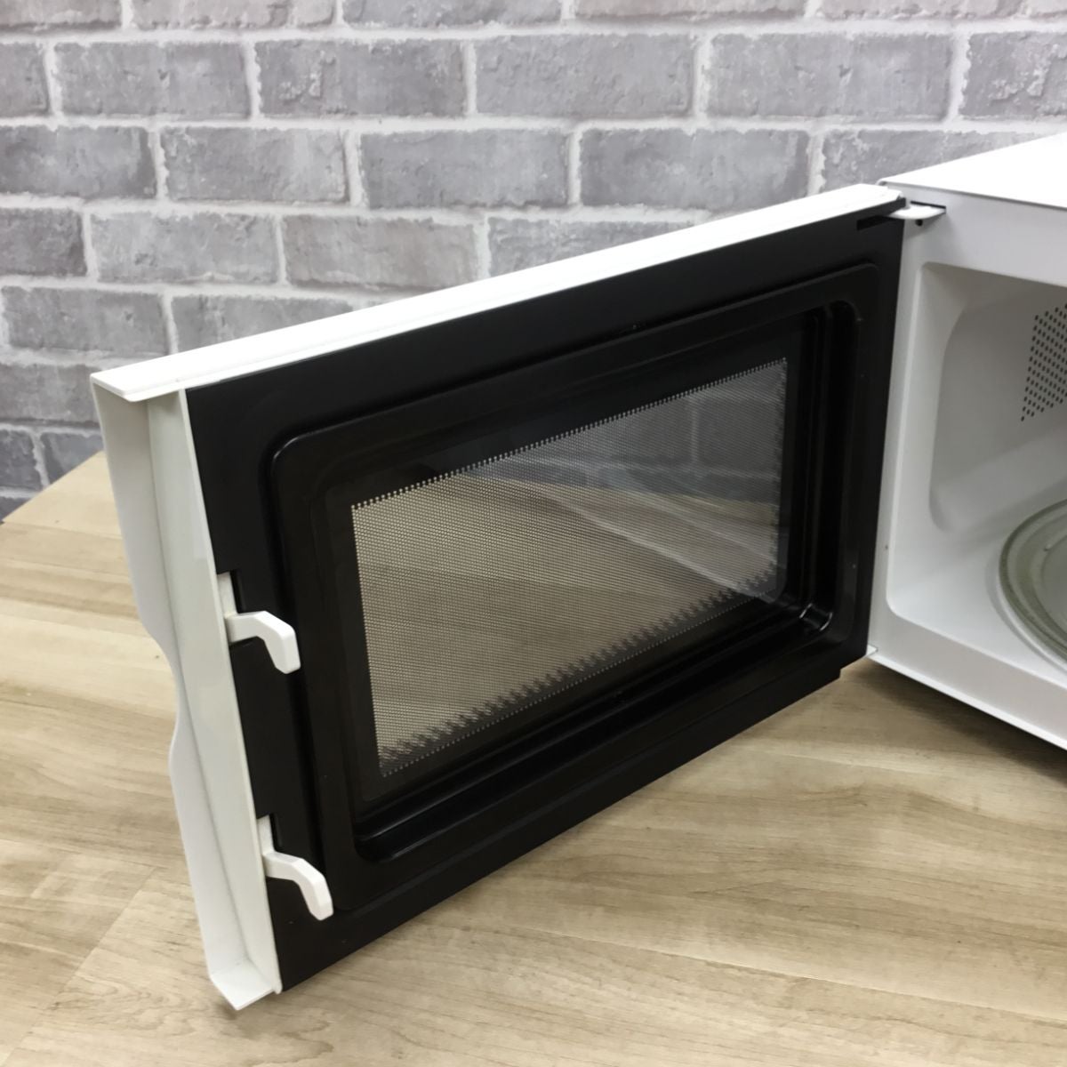 シャープ 電子レンジ 700W 20L 50hz RE-T3-W5 2019年製 | リユース家電