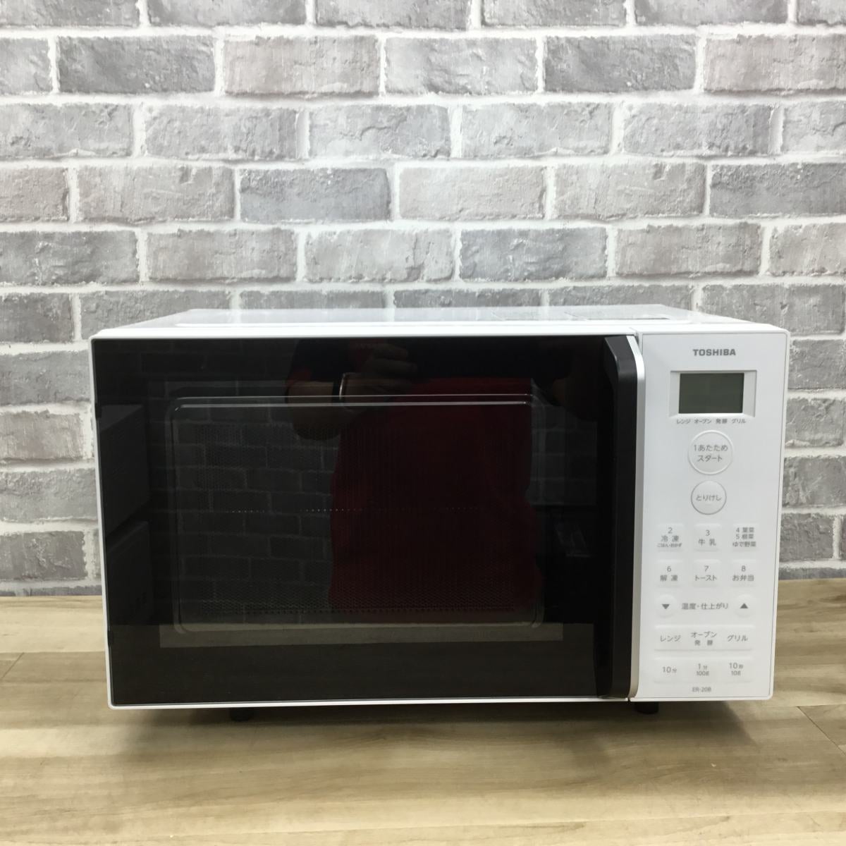 東芝 オーブンレンジ 850W 16L フラット ER-20B(W) 2025年製