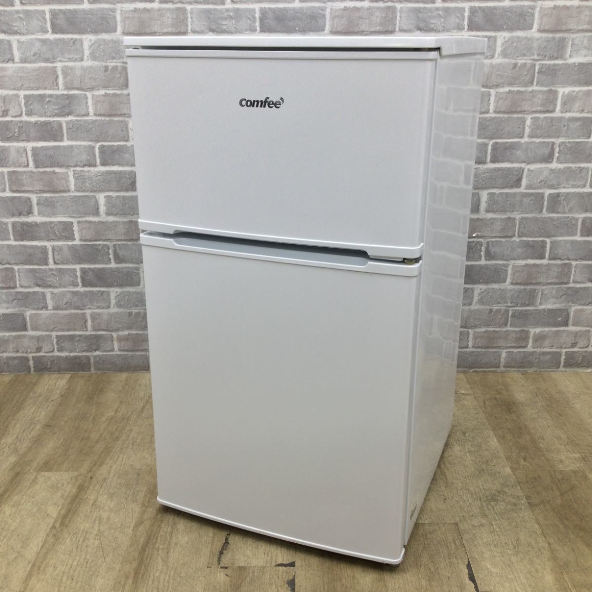 【2024年製・美品】Comfee' 2ドア冷蔵庫 90L RCT90WH/E Comfee' 冷蔵庫 2ドア 90L 右開き RCT90WH/E 2024年製 | リユース家電Happy