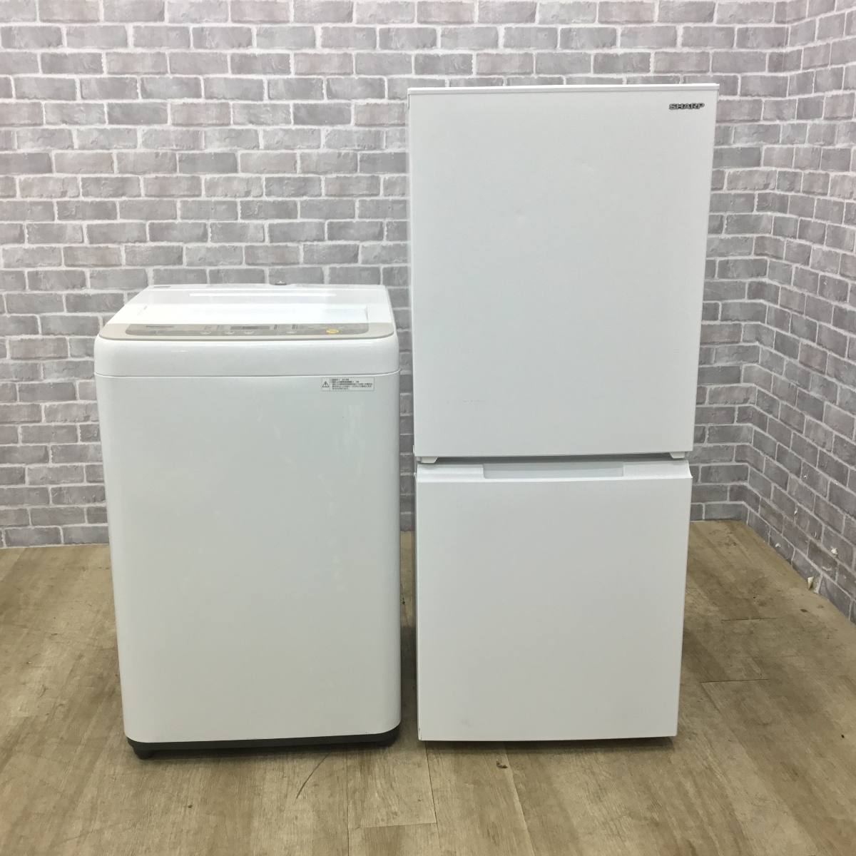 2020年製/Panasonic/洗濯機/5kg/SHARP冷蔵庫/137L 専門スタッフが良品だけを厳選 家電2点セット シャープ 冷蔵庫 137L