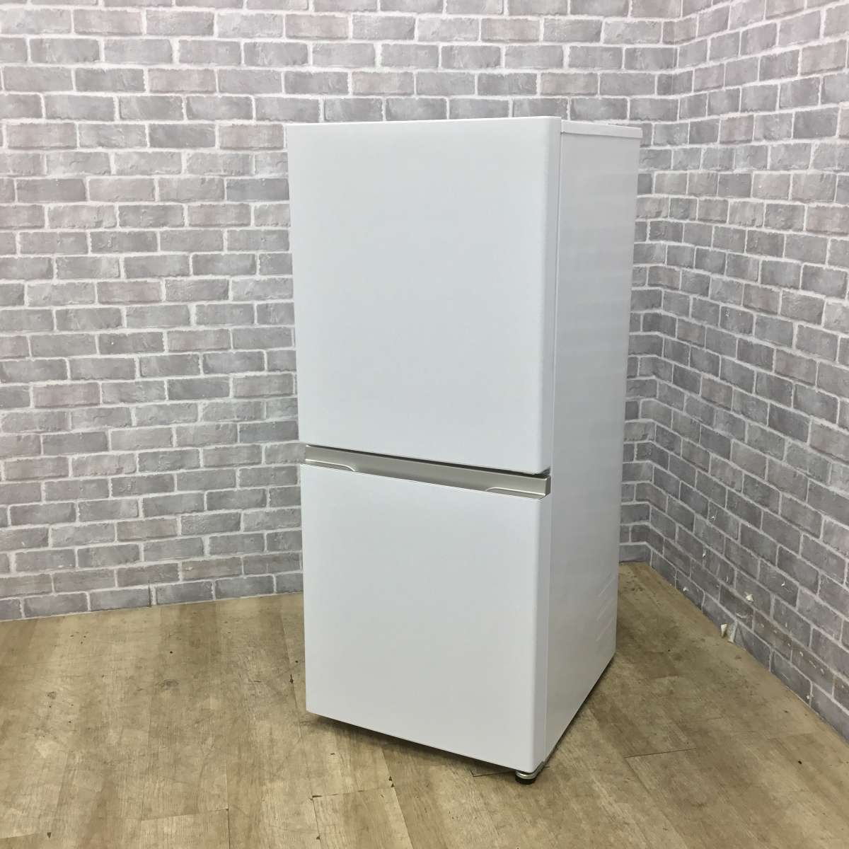 アクア 冷蔵庫 2ドア 139L 右開き 【アウトレット】 AQR-14E5(W) 2025