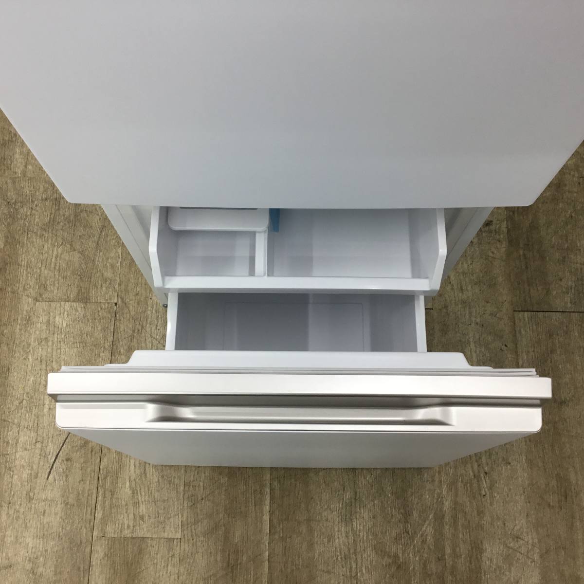 アクア 冷蔵庫 2ドア 139L 右開き 【アウトレット】 AQR-14E5(W) 2025