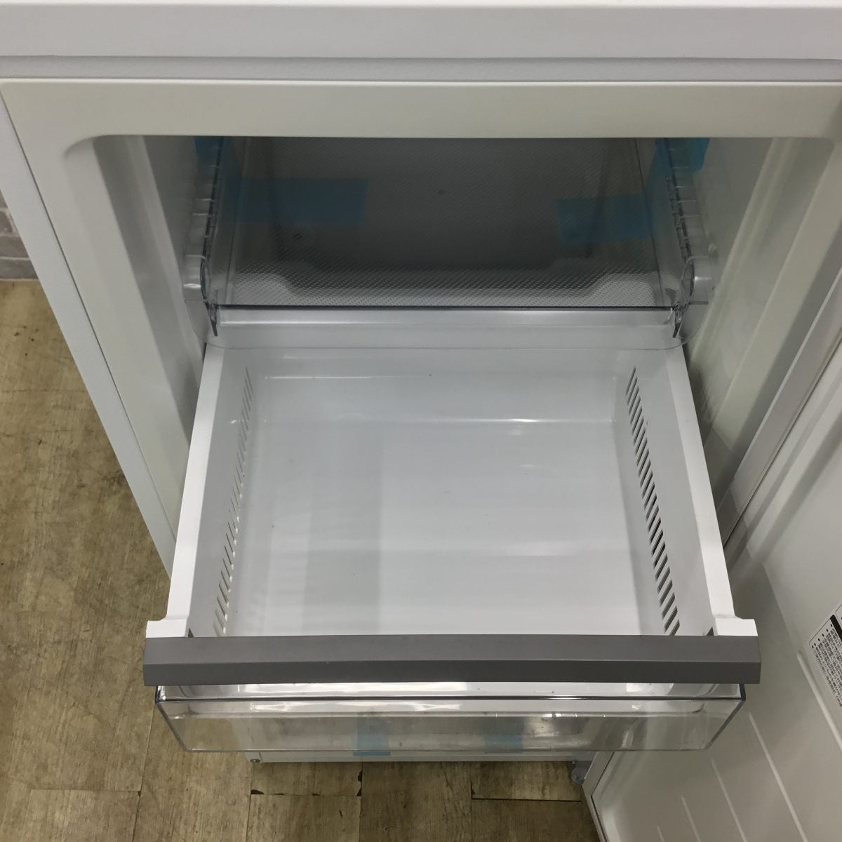 アクア 冷凍庫 1ドア 134L 右開き 【アウトレット】 AQF-F13R(W) 2025