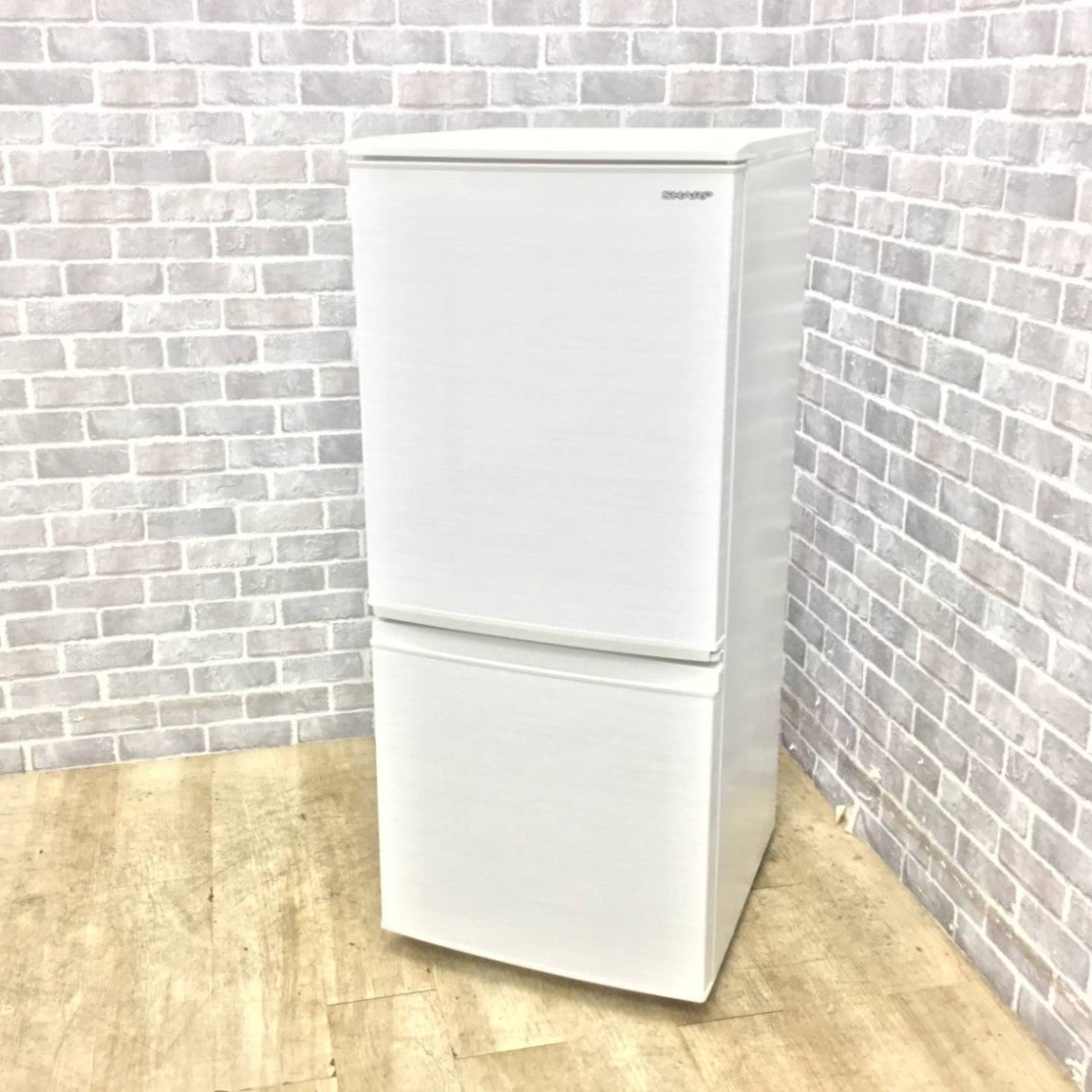【美品】 2020年製 シャープ 137L 冷蔵庫 どっちもドア シャープ 冷蔵庫 2ドア 137L どっちもドア SJ-D14F-W 2020年製