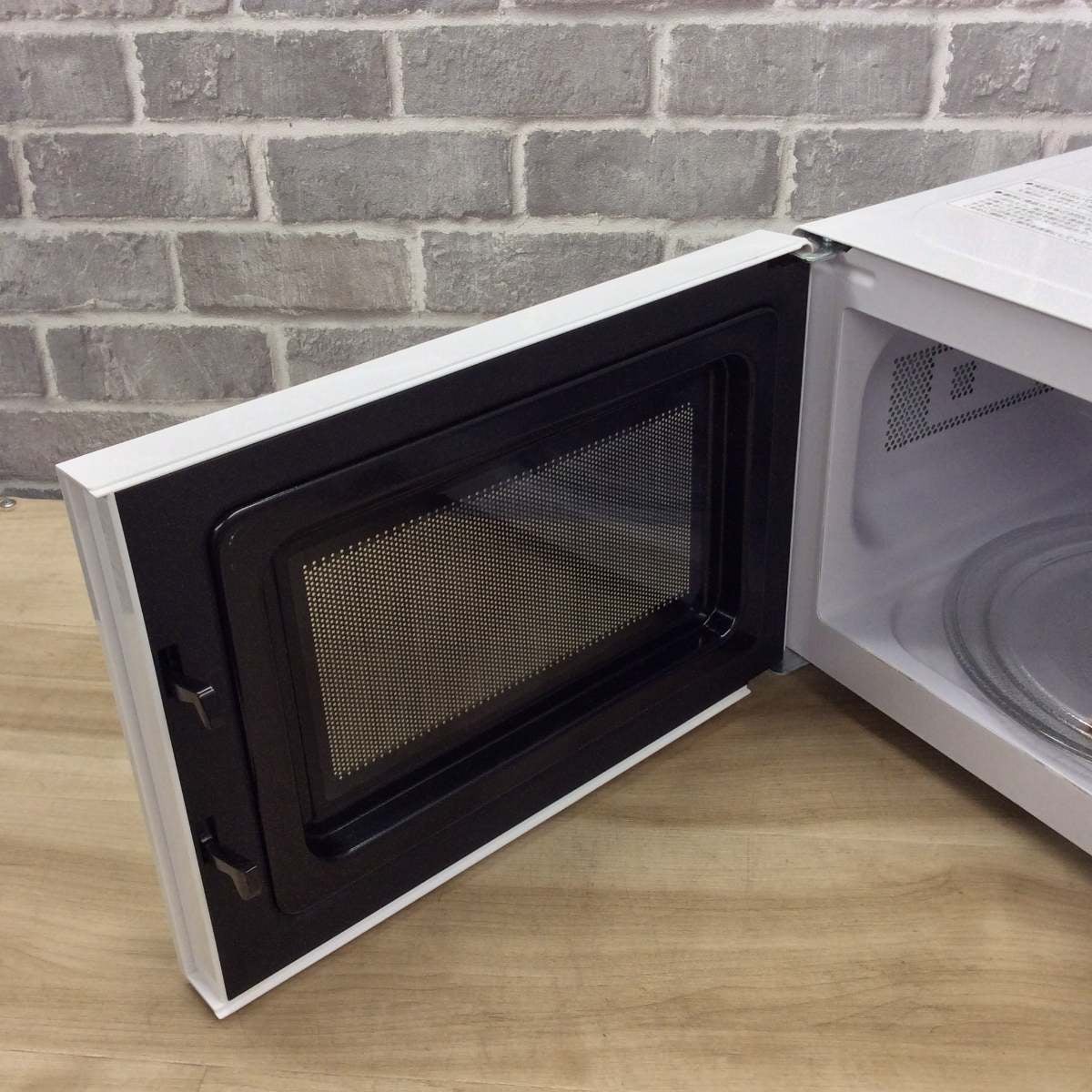 ユアサプライムス 電子レンジ 700W 17L 50hz PRE-703C 2023年製