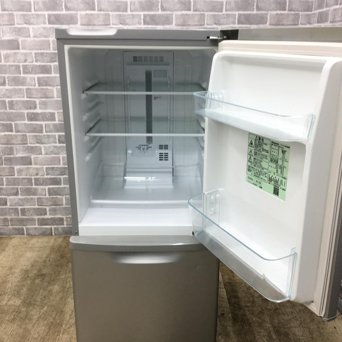 パナソニック 冷蔵庫 2ドア 138L 右開き NR-B149W-S 2018年製
